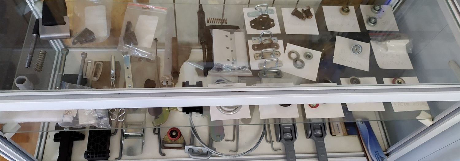 Запчасти полуприцеп Омск