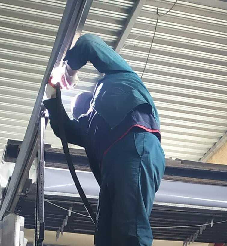 Ремонт сдвижной крыши полуприцепа