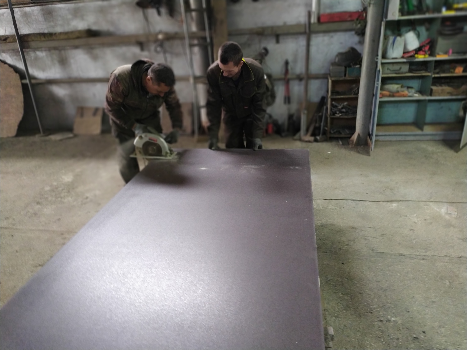 Замена и ремонт пола на грузовом транспорте&nbsp;